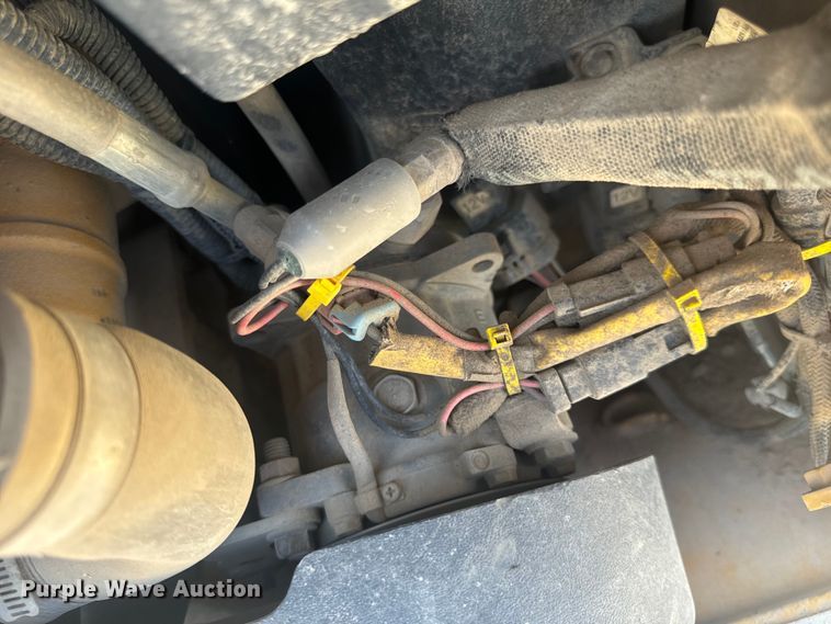 image for item OF9877 2016 Caterpillar  259D tracked skid steer loader