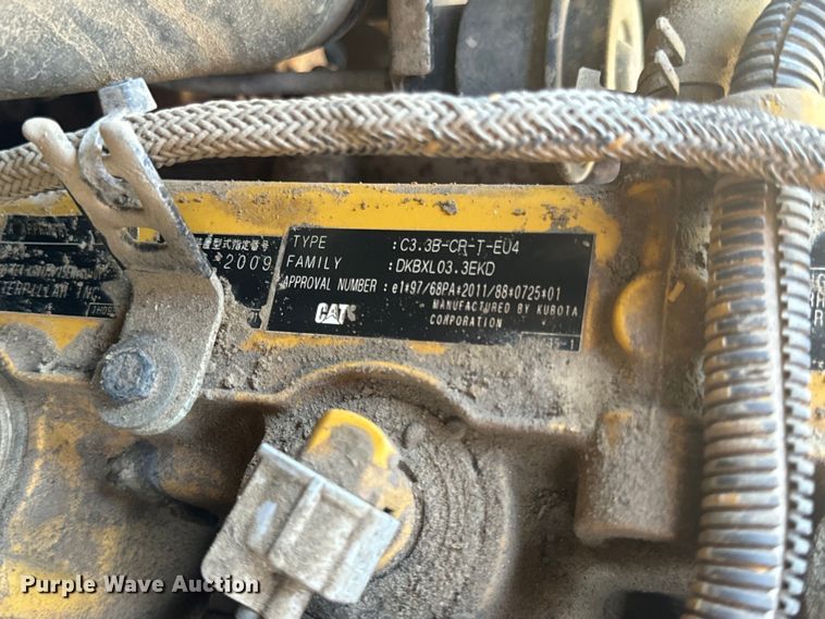 image for item OF9877 2016 Caterpillar  259D tracked skid steer loader