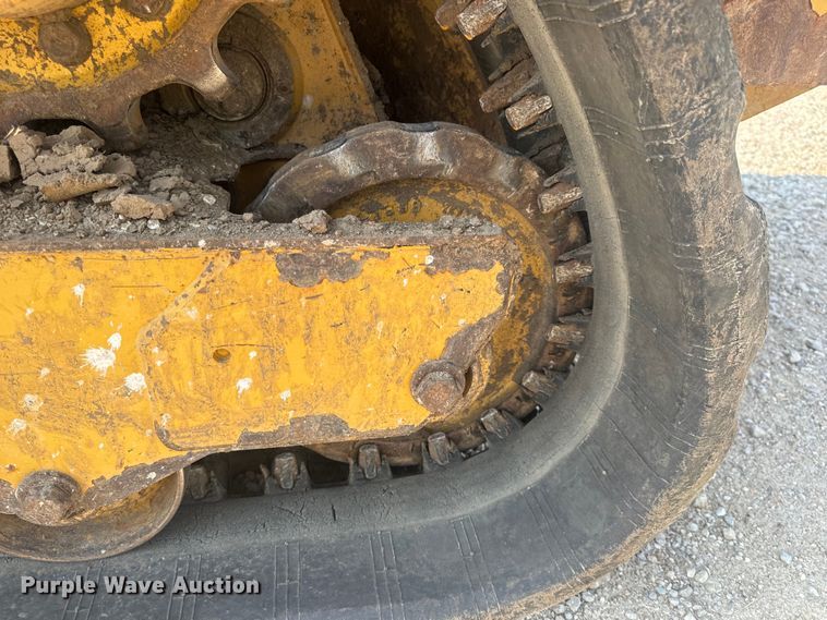 image for item OF9877 2016 Caterpillar  259D tracked skid steer loader