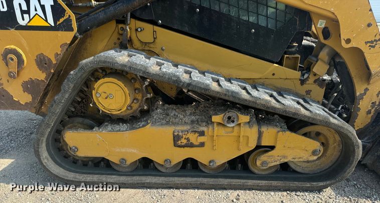 image for item OF9877 2016 Caterpillar  259D tracked skid steer loader