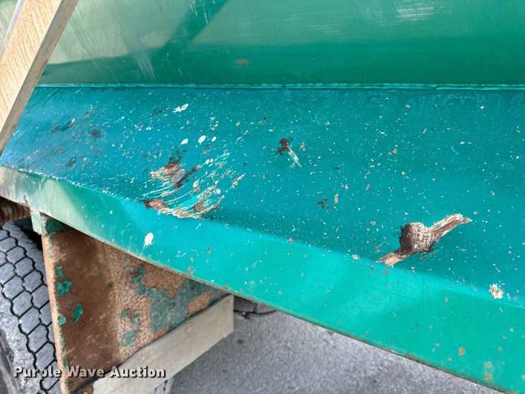 image for item OF9880 2018 Mack GU713 dump truck