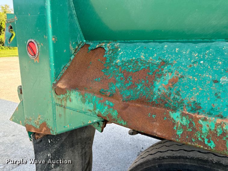 image for item OF9880 2018 Mack GU713 dump truck