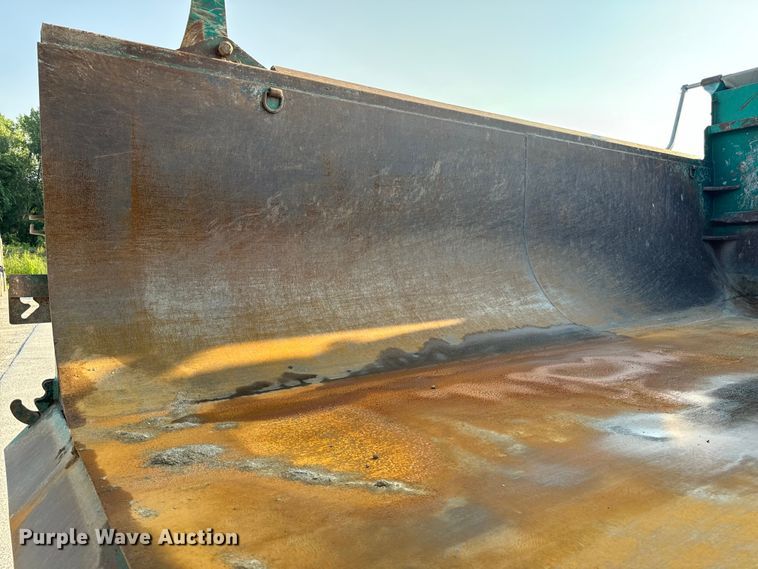 image for item OF9880 2018 Mack GU713 dump truck