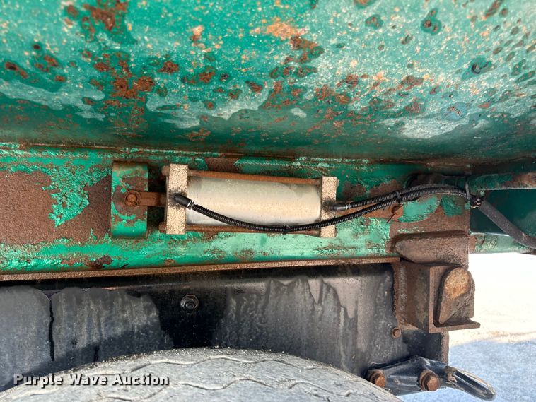 image for item OF9880 2018 Mack GU713 dump truck