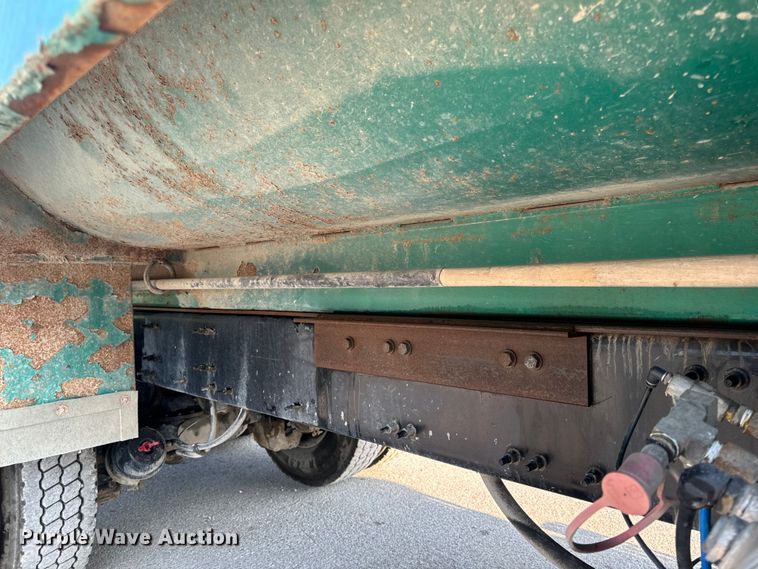 image for item OF9880 2018 Mack GU713 dump truck