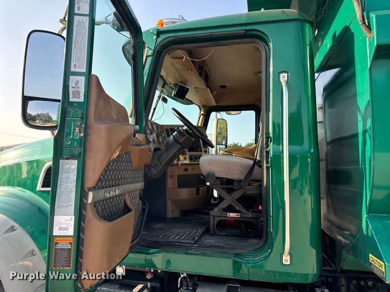 image for item OF9880 2018 Mack GU713 dump truck