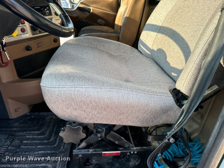 image for item OF9880 2018 Mack GU713 dump truck