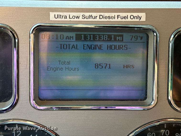 image for item OF9880 2018 Mack GU713 dump truck