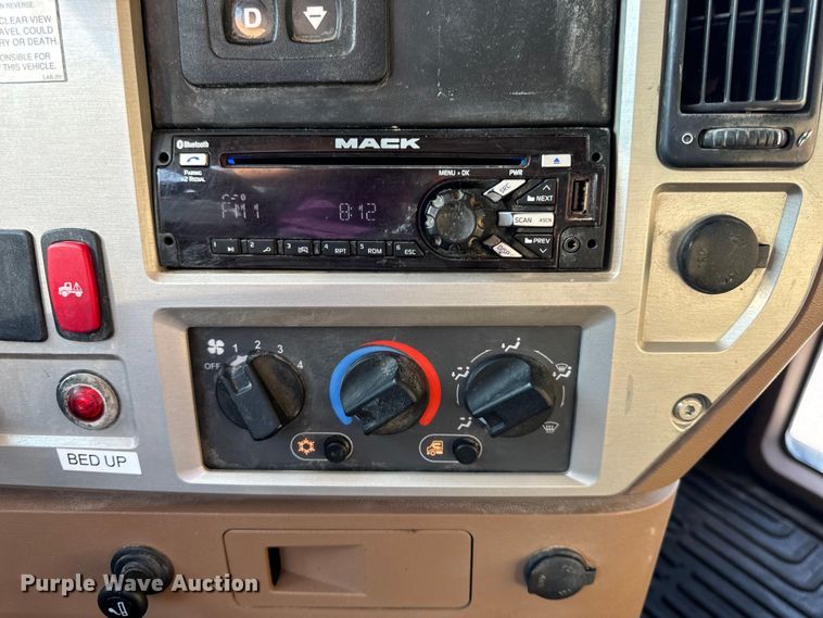 image for item OF9880 2018 Mack GU713 dump truck