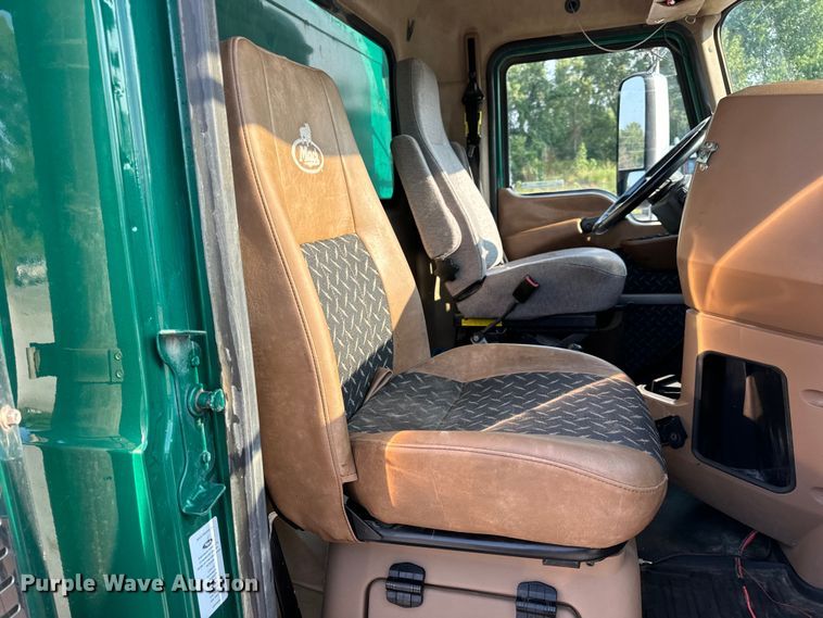 image for item OF9880 2018 Mack GU713 dump truck