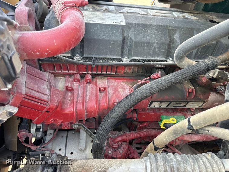 image for item OF9880 2018 Mack GU713 dump truck