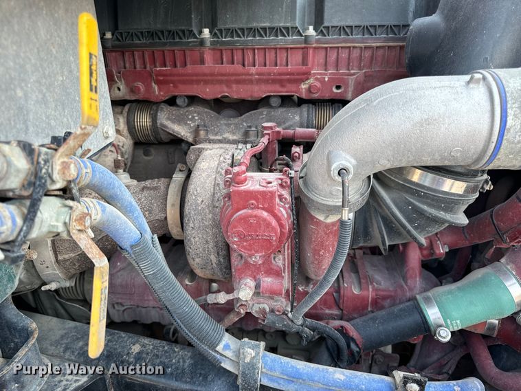 image for item OF9880 2018 Mack GU713 dump truck