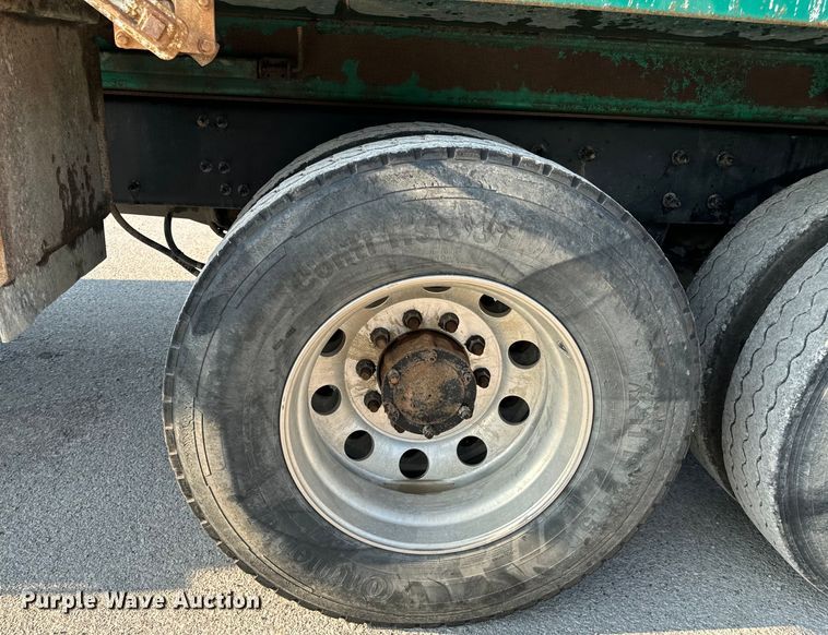 image for item OF9880 2018 Mack GU713 dump truck