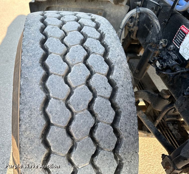 image for item OF9880 2018 Mack GU713 dump truck