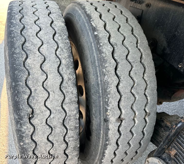 image for item OF9880 2018 Mack GU713 dump truck