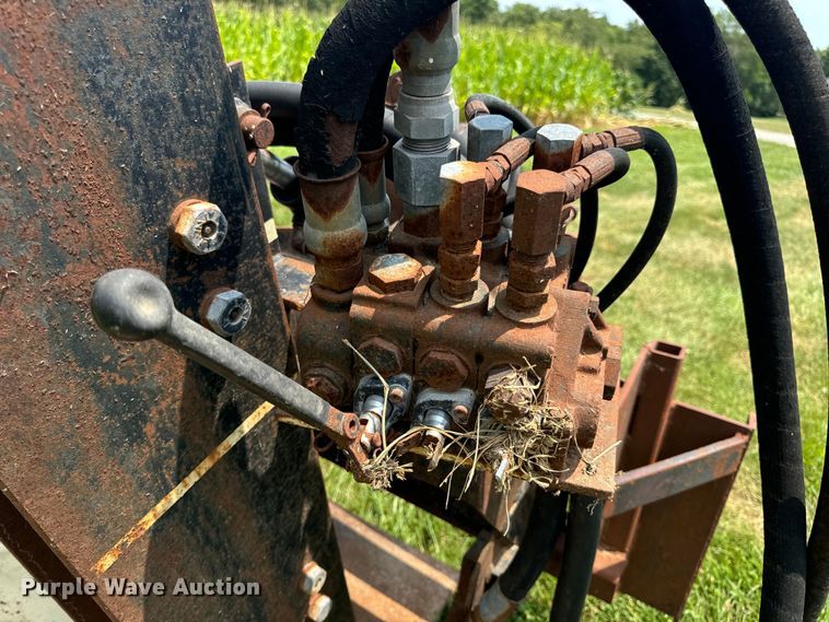 image for item OF9885 Shaver HD10 skid steer post driver