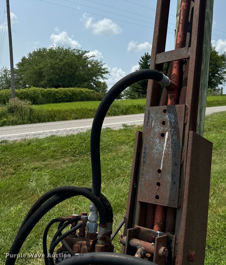 image for item OF9885 Shaver HD10 skid steer post driver