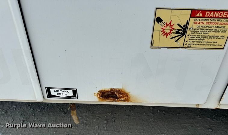 image for item OF9886 2012 Dodge Ram 5500HD utility / service truck