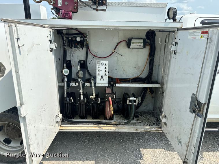 image for item OF9886 2012 Dodge Ram 5500HD utility / service truck