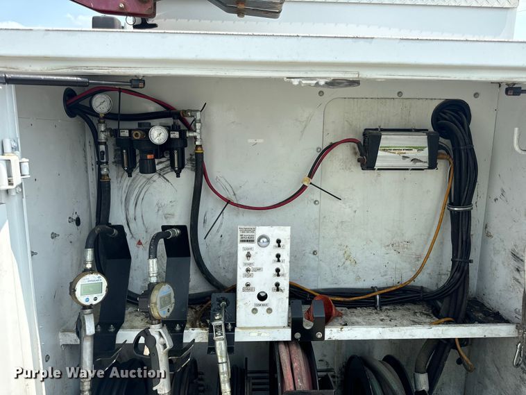 image for item OF9886 2012 Dodge Ram 5500HD utility / service truck