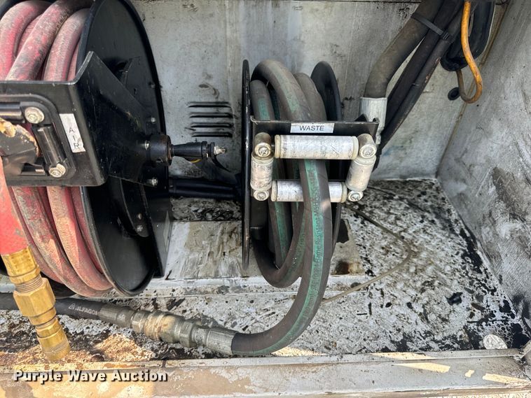 image for item OF9886 2012 Dodge Ram 5500HD utility / service truck