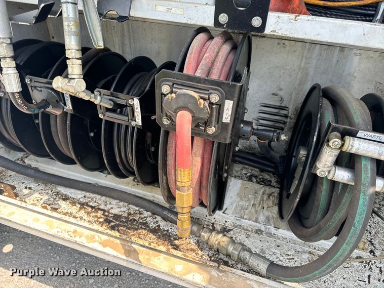 image for item OF9886 2012 Dodge Ram 5500HD utility / service truck