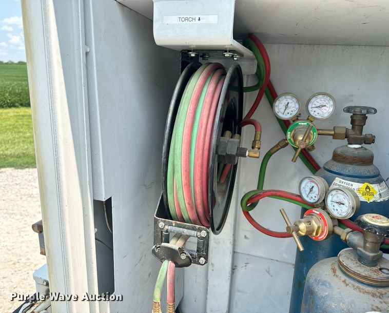 image for item OF9886 2012 Dodge Ram 5500HD utility / service truck