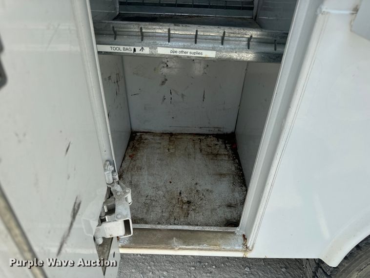 image for item OF9886 2012 Dodge Ram 5500HD utility / service truck