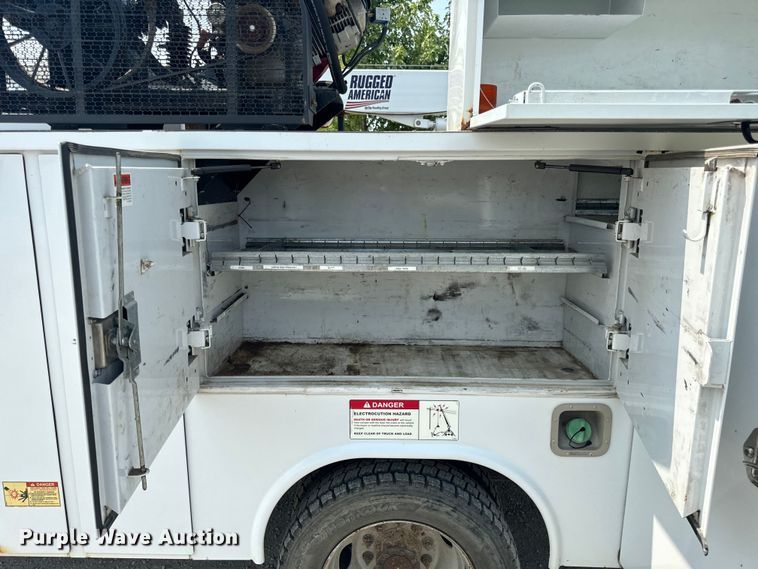 image for item OF9886 2012 Dodge Ram 5500HD utility / service truck