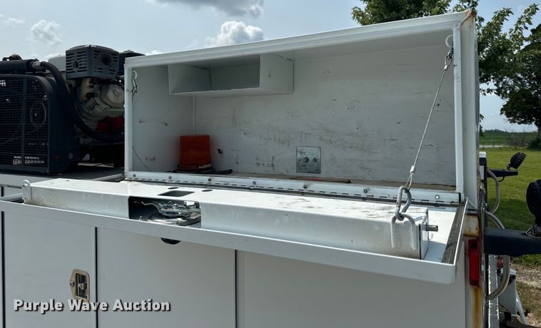 image for item OF9886 2012 Dodge Ram 5500HD utility / service truck