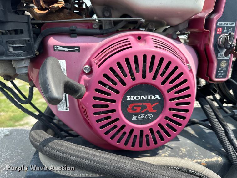 image for item OF9886 2012 Dodge Ram 5500HD utility / service truck