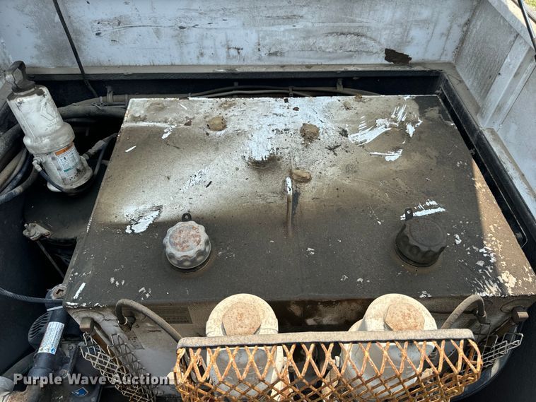 image for item OF9886 2012 Dodge Ram 5500HD utility / service truck