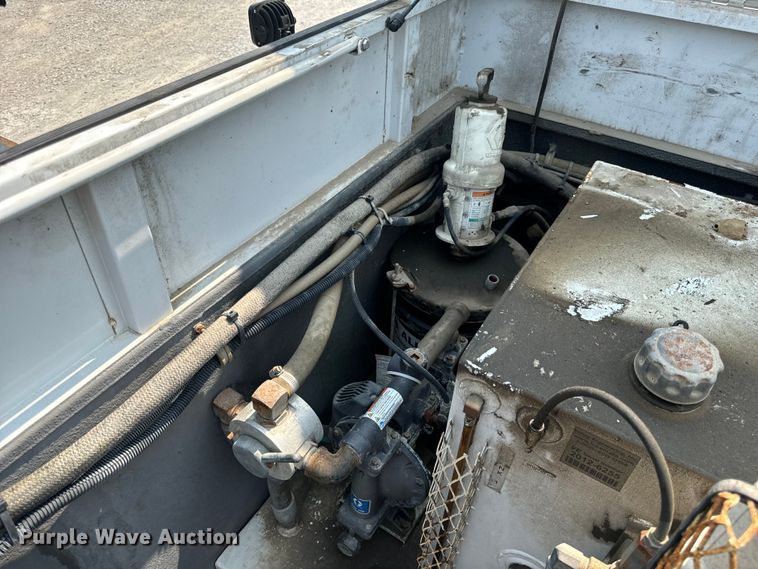 image for item OF9886 2012 Dodge Ram 5500HD utility / service truck