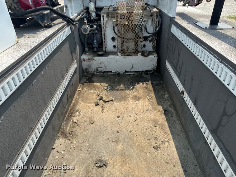 image for item OF9886 2012 Dodge Ram 5500HD utility / service truck