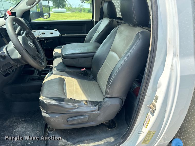 image for item OF9886 2012 Dodge Ram 5500HD utility / service truck