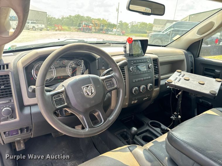 image for item OF9886 2012 Dodge Ram 5500HD utility / service truck