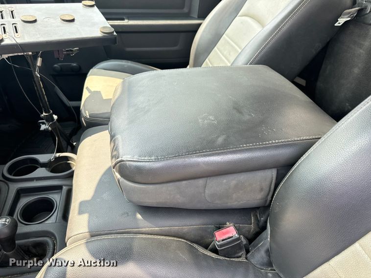 image for item OF9886 2012 Dodge Ram 5500HD utility / service truck