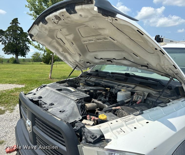 image for item OF9886 2012 Dodge Ram 5500HD utility / service truck