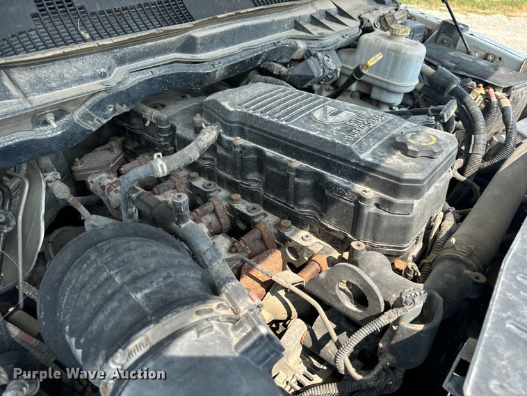 image for item OF9886 2012 Dodge Ram 5500HD utility / service truck