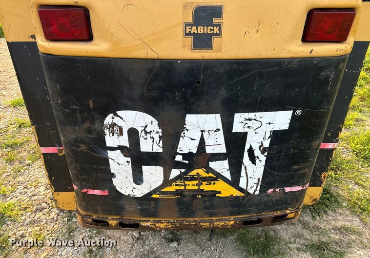 image for item OF9888 2004 Caterpillar  257B tracked skid steer loader