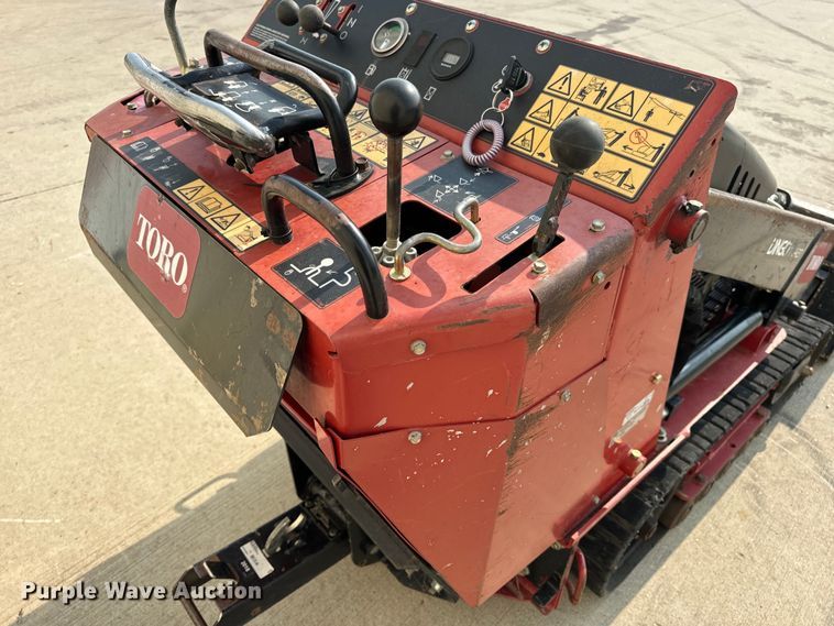 image for item OF9889 2018 Toro Dingo TX 427 compact utility loader