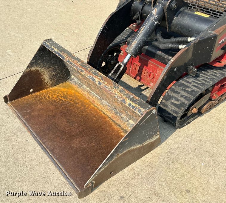 image for item OF9889 2018 Toro Dingo TX 427 compact utility loader