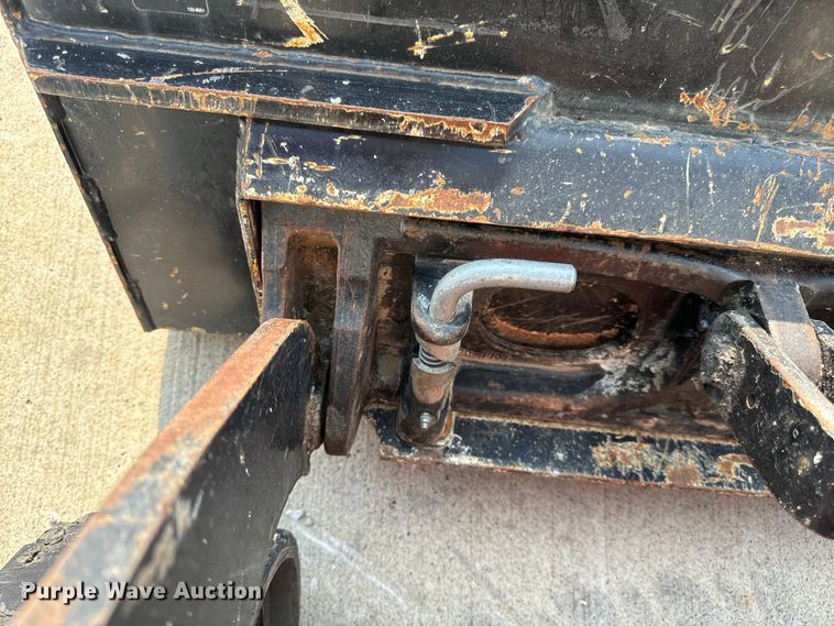 image for item OF9889 2018 Toro Dingo TX 427 compact utility loader