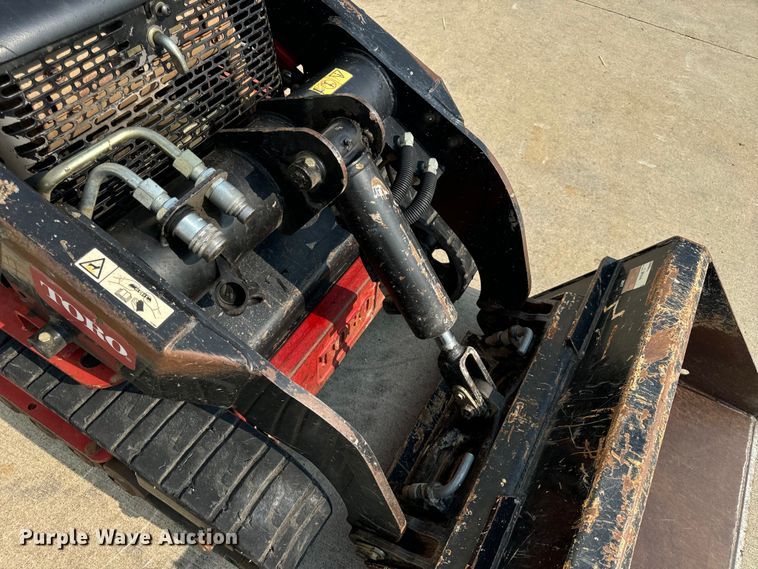 image for item OF9889 2018 Toro Dingo TX 427 compact utility loader