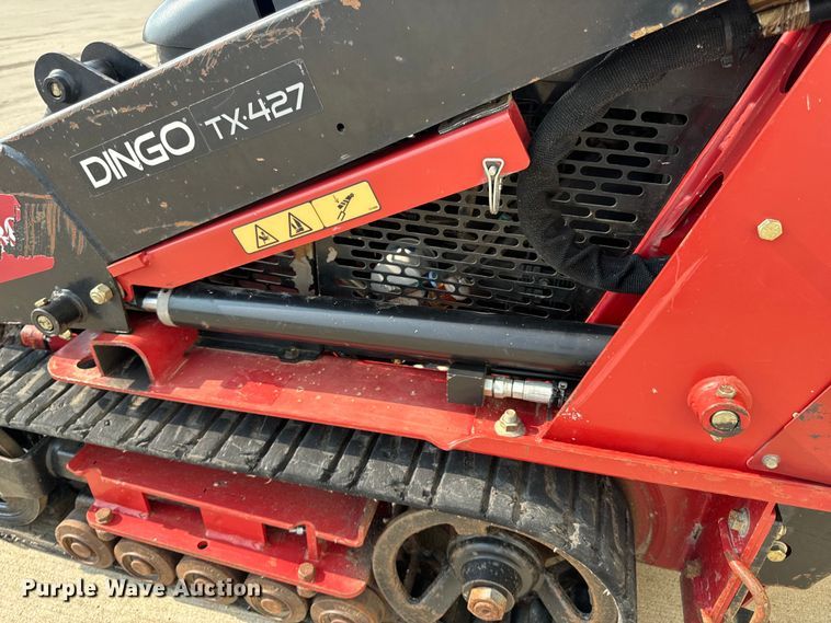 image for item OF9889 2018 Toro Dingo TX 427 compact utility loader