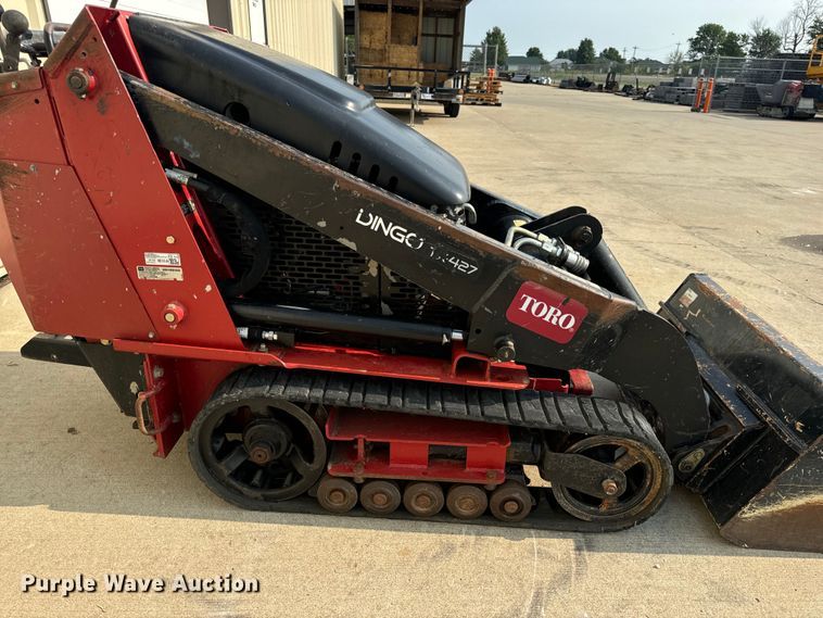 image for item OF9889 2018 Toro Dingo TX 427 compact utility loader