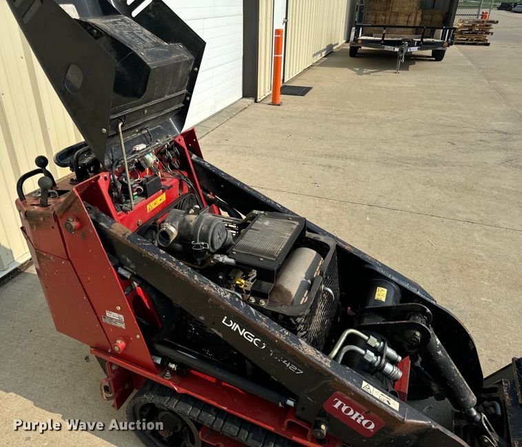 image for item OF9889 2018 Toro Dingo TX 427 compact utility loader