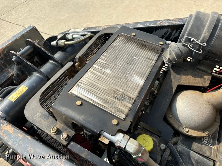 image for item OF9889 2018 Toro Dingo TX 427 compact utility loader