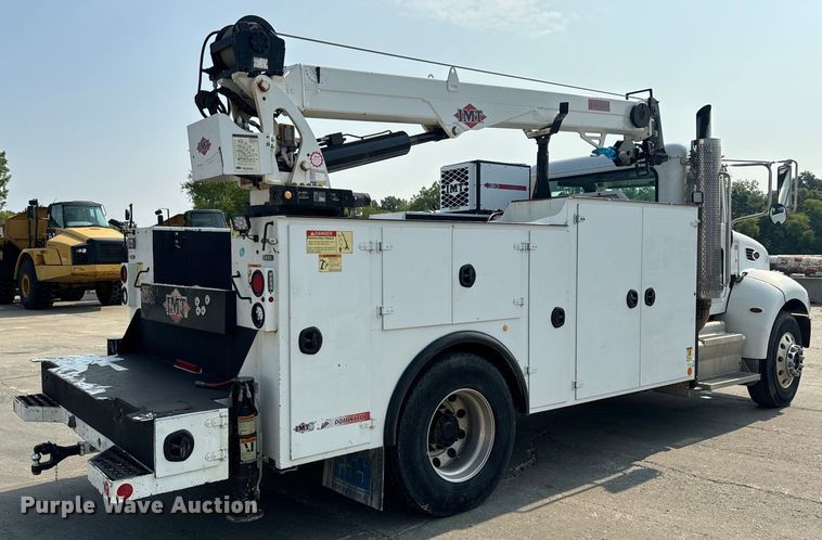 image for item OF9891 2013 Peterbilt 337 utility / service truck