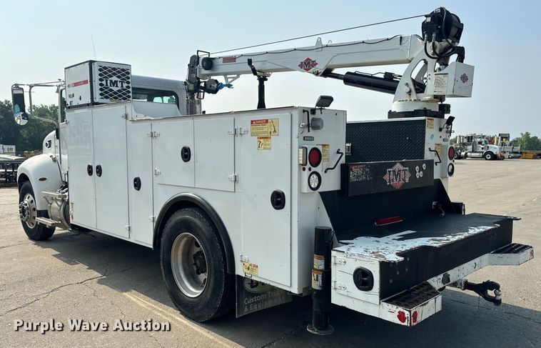 image for item OF9891 2013 Peterbilt 337 utility / service truck